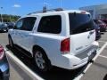 Blizzard White - Armada LE 4x4 Photo No. 4