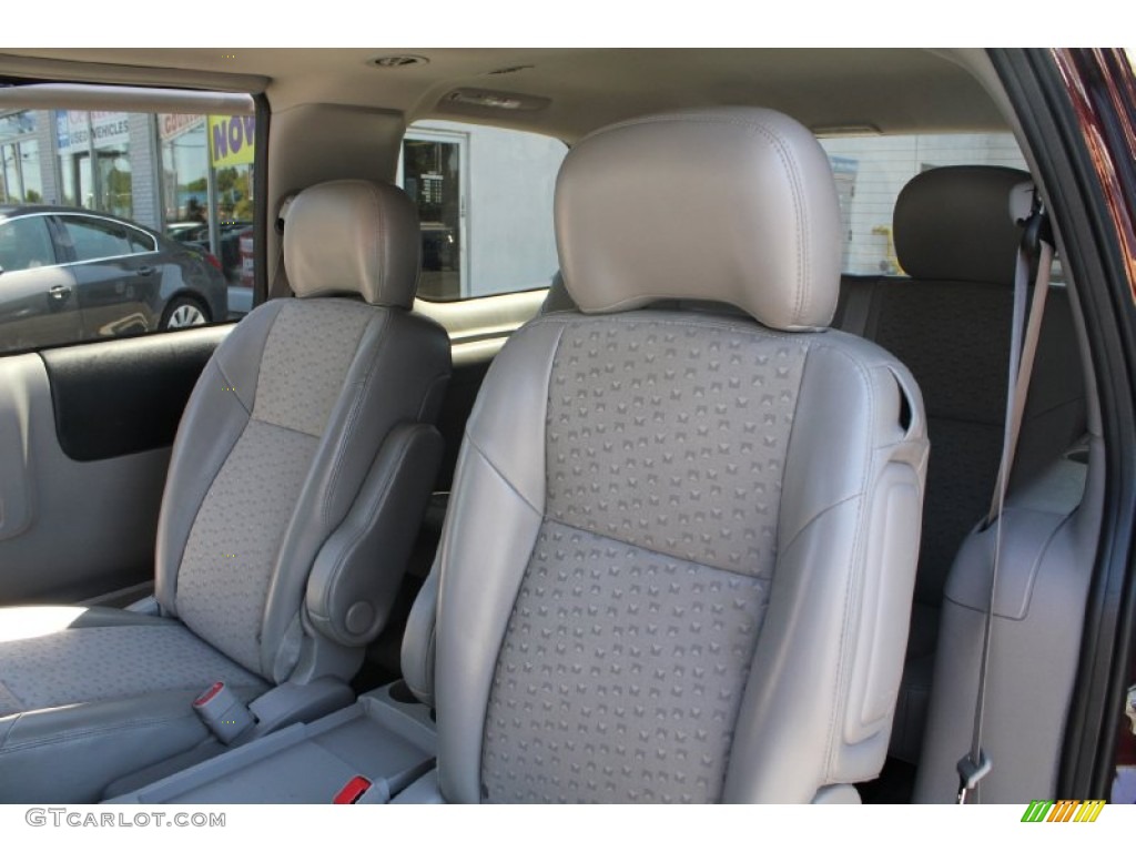 Medium Gray Interior 2006 Chevrolet Uplander LT Photo #52900503