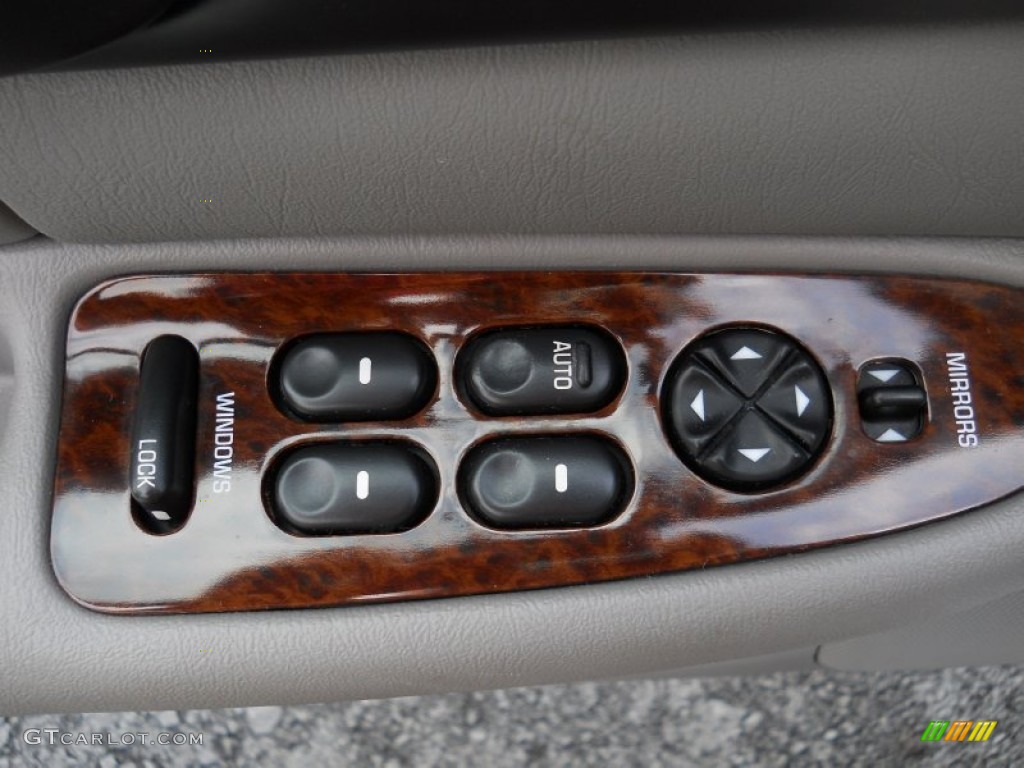 2004 Buick Regal LS Controls Photo #52900911