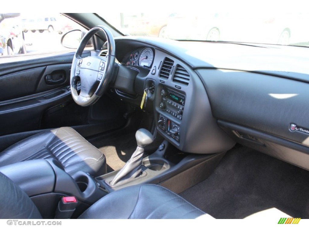 2005 Chevrolet Monte Carlo LT Dashboard Photos