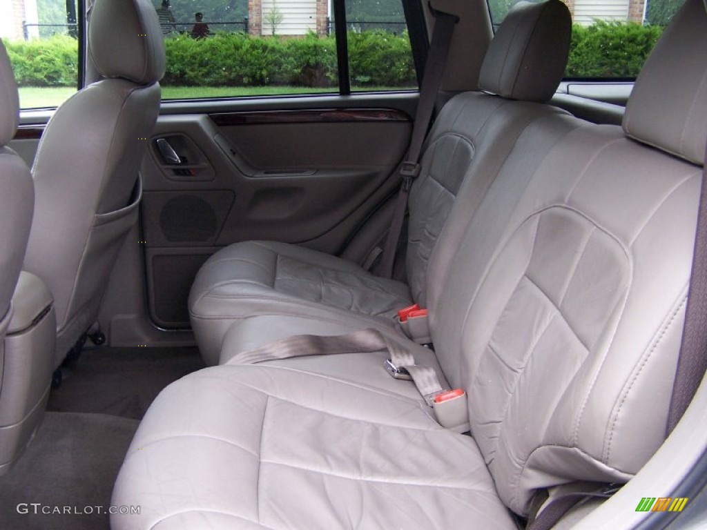 Taupe Interior 2003 Jeep Grand Cherokee Limited Photo #52903815