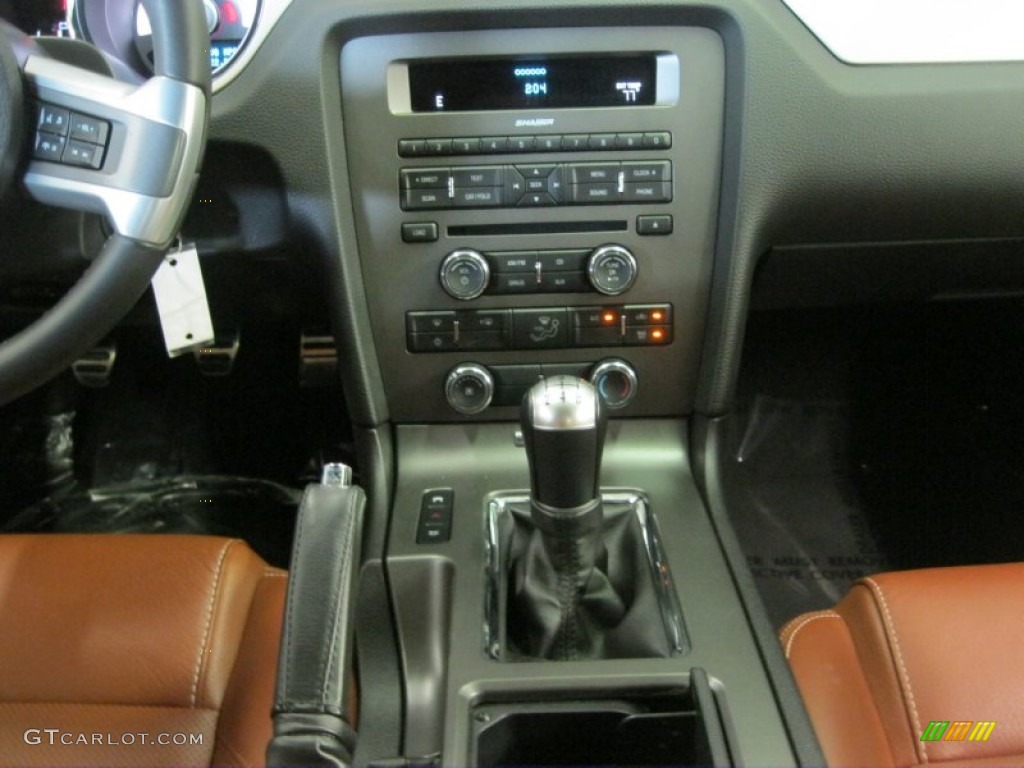 2010 Ford Mustang GT Coupe Controls Photo #52905019