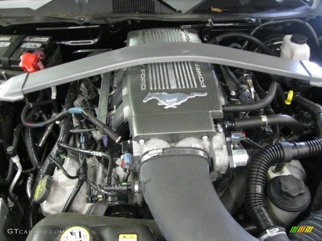 2010 Ford Mustang GT Coupe 4.6 Liter SOHC 24-Valve VVT V8 Engine Photo #52905081