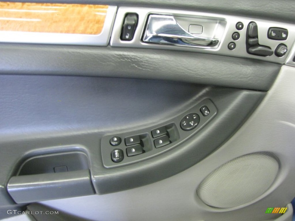 2007 Chrysler Pacifica Limited AWD Controls Photo #52906251