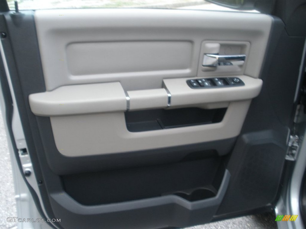 2011 Ram 1500 SLT Quad Cab - Bright Silver Metallic / Dark Slate Gray/Medium Graystone photo #6