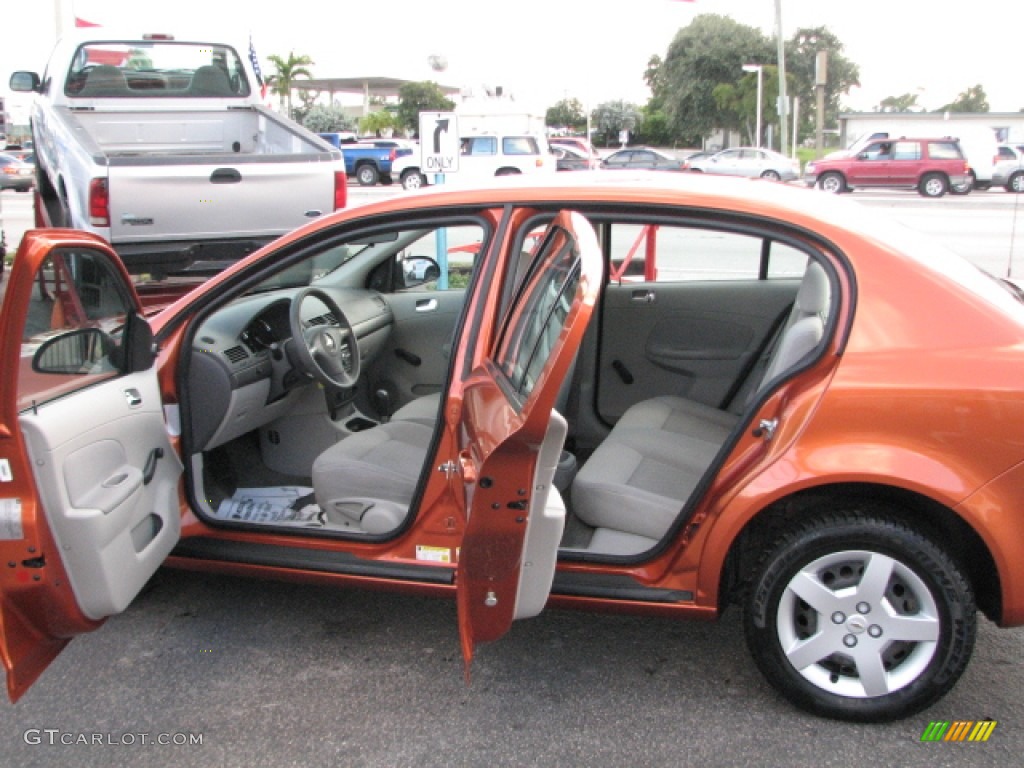 2007 Cobalt LS Sedan - Sunburst Orange Metallic / Gray photo #15