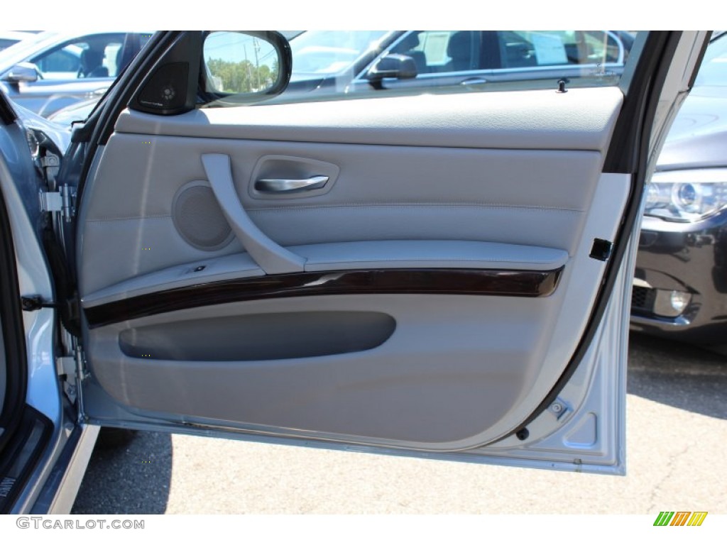 2011 BMW 3 Series 335i xDrive Sedan Gray Dakota Leather Door Panel Photo #52909668