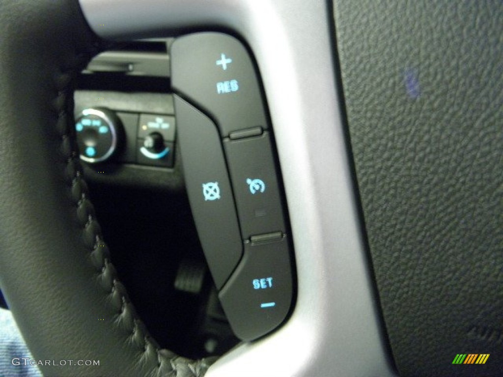 2012 Chevrolet Traverse LT Controls Photo #52911426