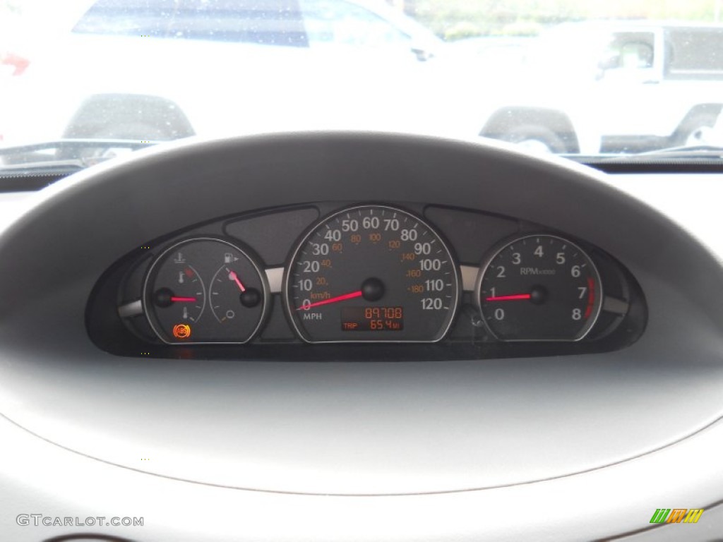 2003 Saturn ION 2 Sedan Gauges Photo #52912935