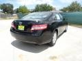 Black - Camry LE Photo No. 3