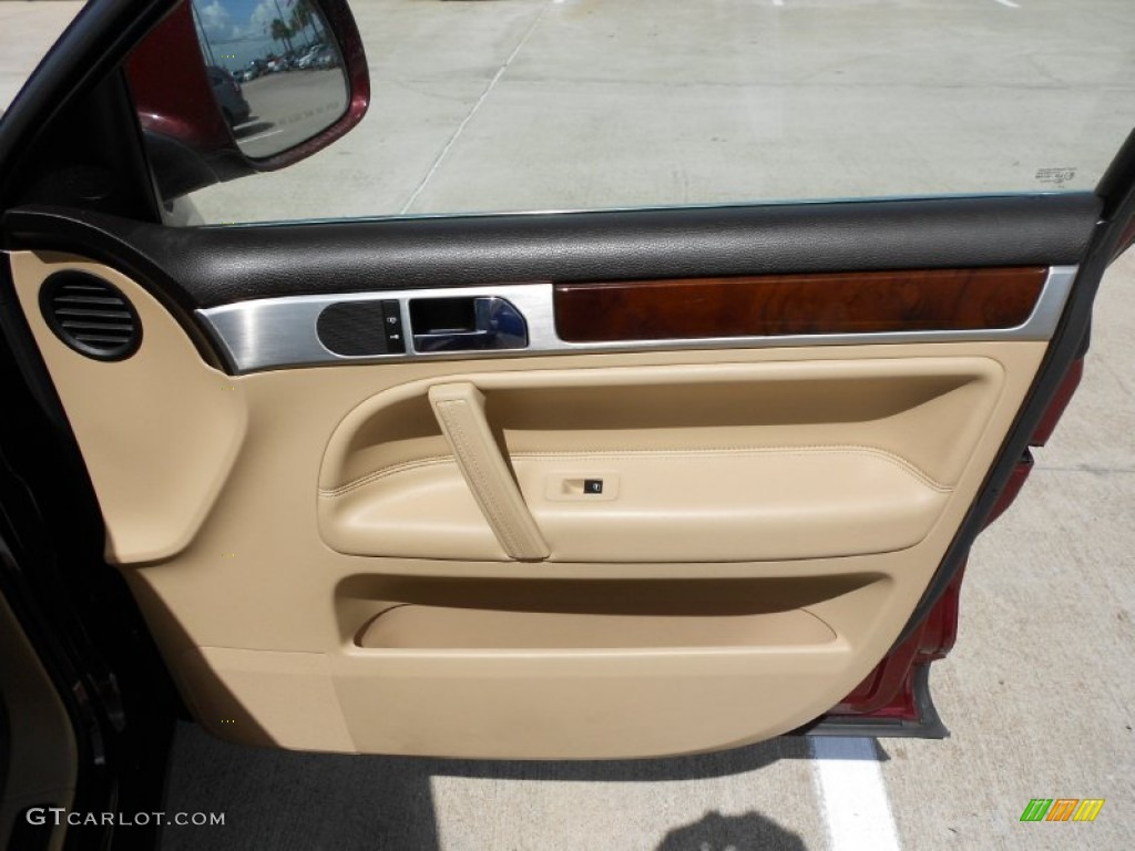 2008 Volkswagen Touareg 2 V8 Pure Beige Door Panel Photo #52915245