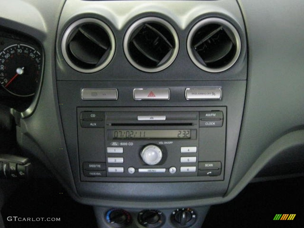 2011 Ford Transit Connect XLT Cargo Van Controls Photo #52916067