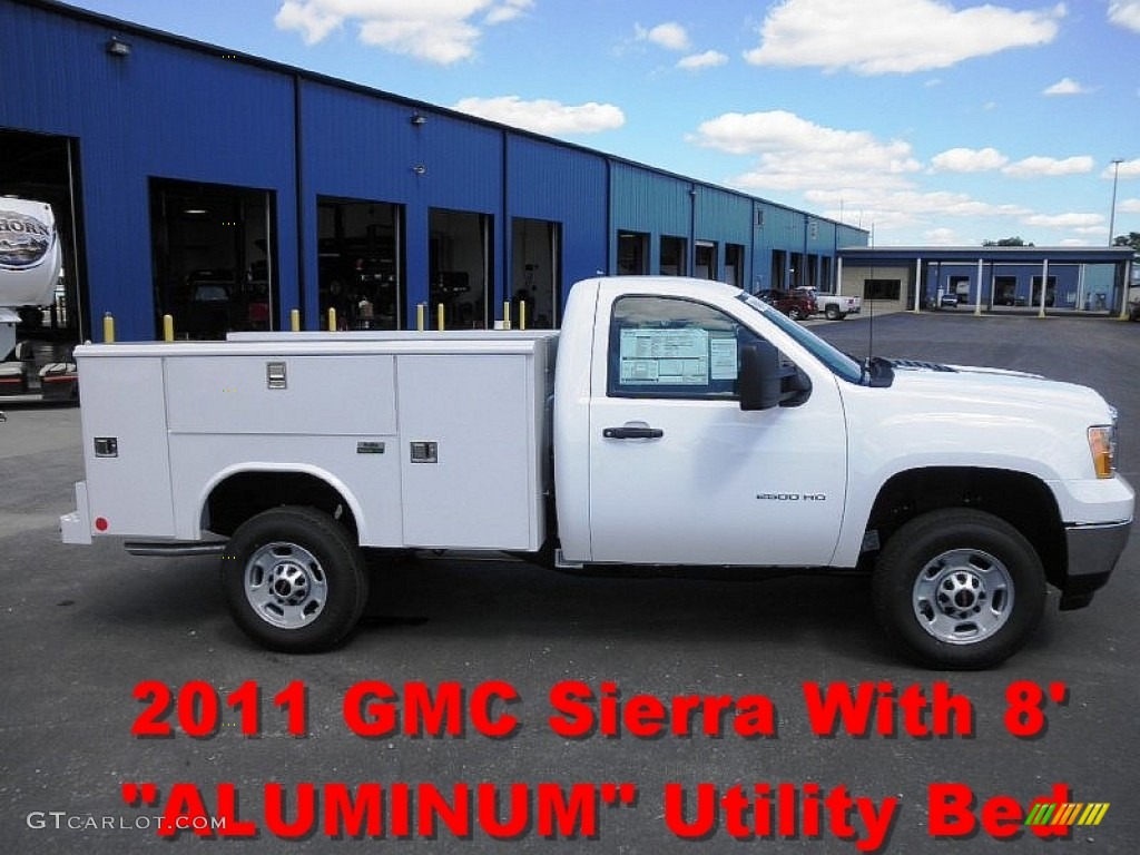 Summit White GMC Sierra 2500HD