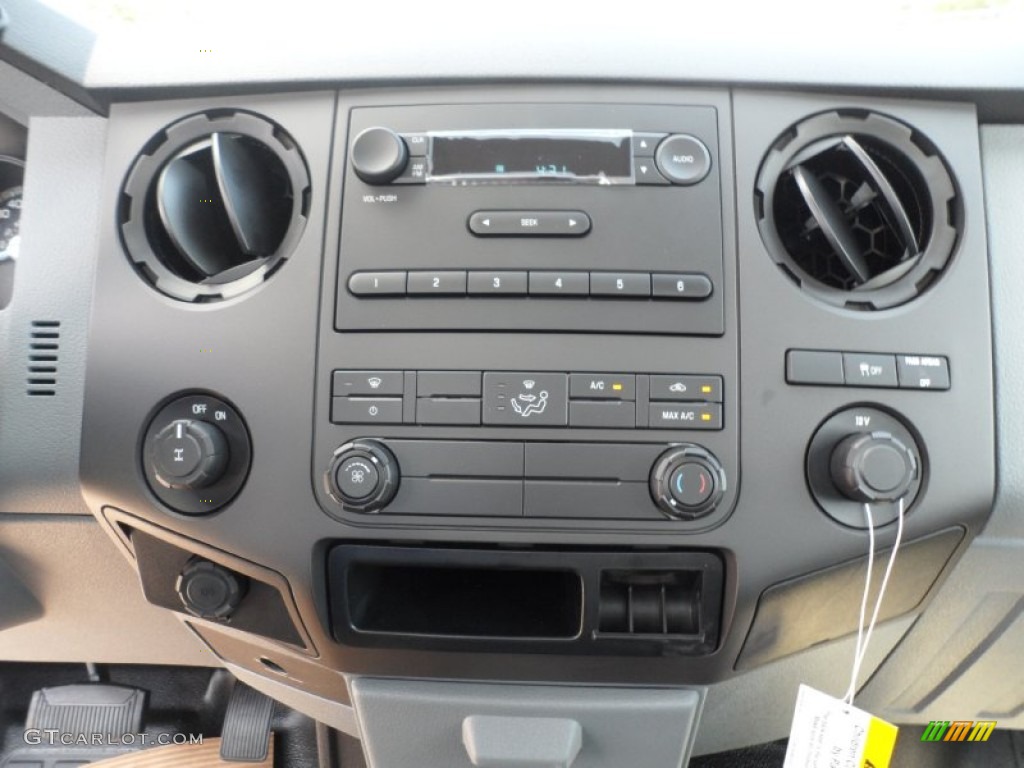 2012 Ford F250 Super Duty XL Regular Cab Controls Photo #52916892
