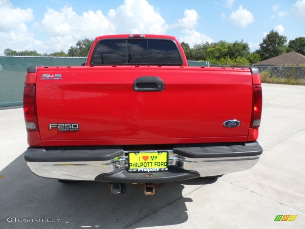 2004 F250 Super Duty XLT Regular Cab 4x4 - Red / Medium Flint photo #4