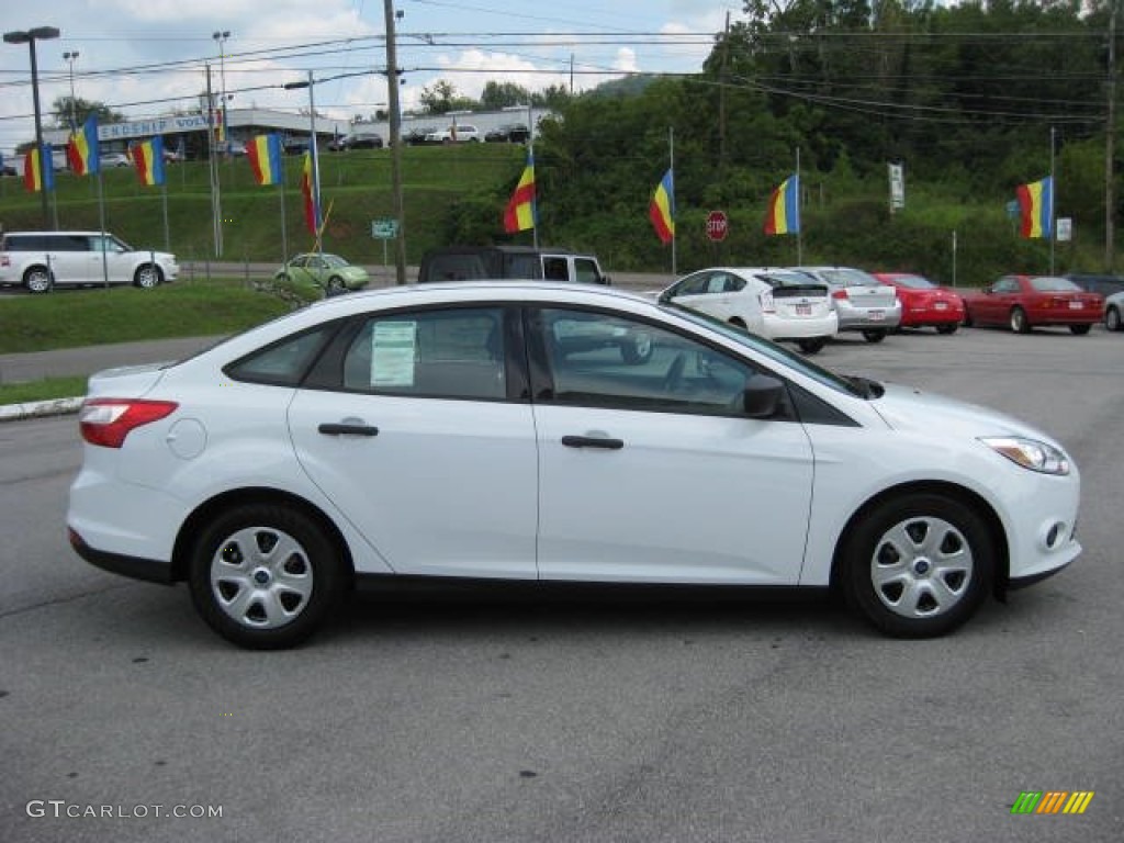 2012 Focus S Sedan - Oxford White / Charcoal Black photo #5