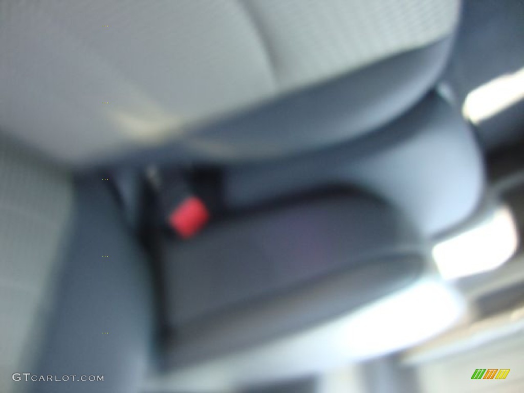 2011 Ram 1500 Big Horn Quad Cab 4x4 - Bright White / Dark Slate Gray/Medium Graystone photo #20