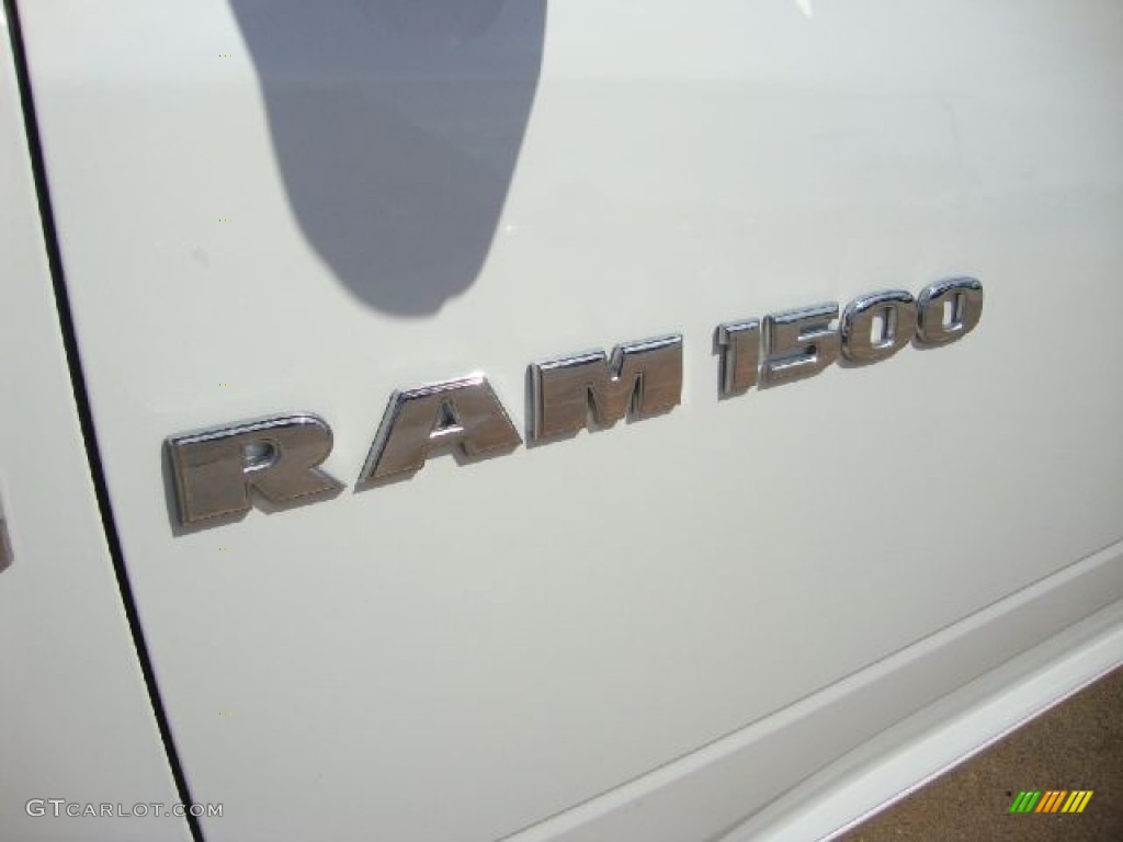 2011 Ram 1500 Big Horn Quad Cab 4x4 - Bright White / Dark Slate Gray/Medium Graystone photo #33