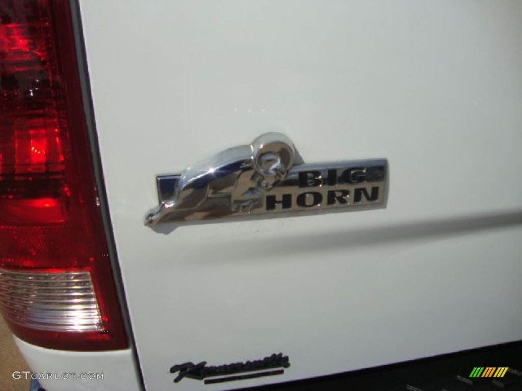 2011 Ram 1500 Big Horn Quad Cab 4x4 - Bright White / Dark Slate Gray/Medium Graystone photo #34