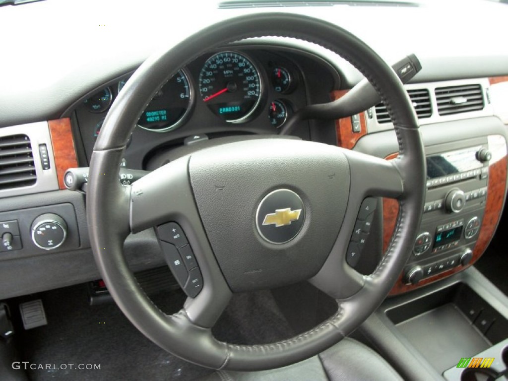 2008 Chevrolet Tahoe LT 4x4 Ebony Steering Wheel Photo #52922511