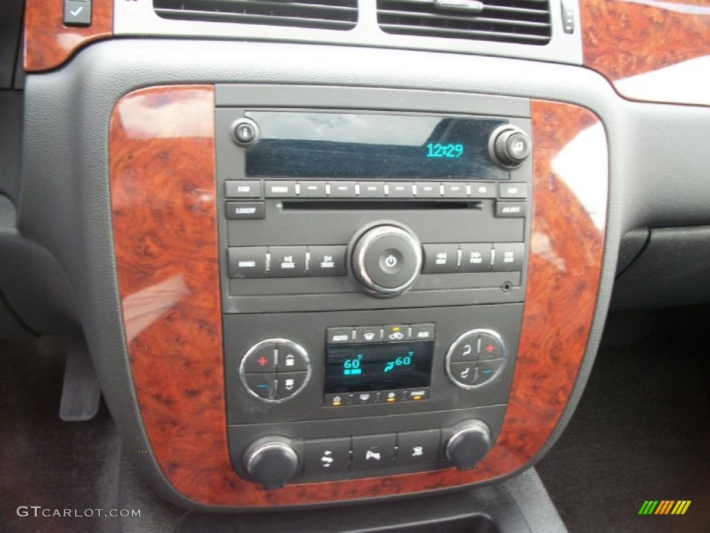2008 Chevrolet Tahoe LT 4x4 Audio System Photo #52922526