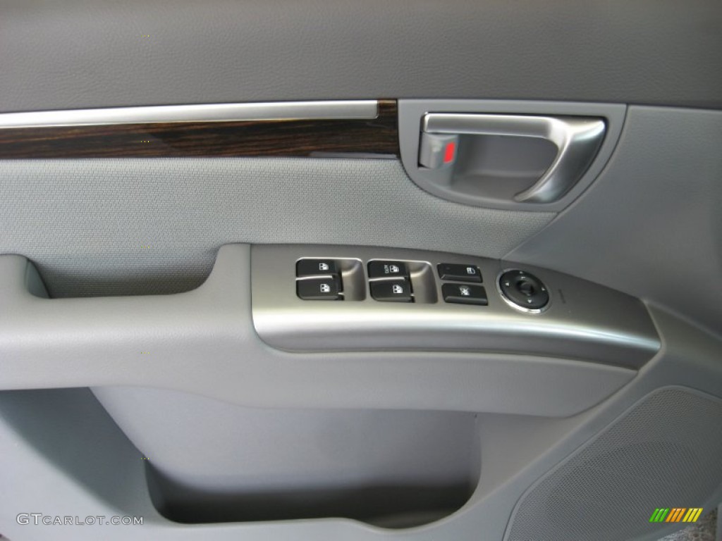 2012 Hyundai Santa Fe GLS AWD Gray Door Panel Photo #52922824
