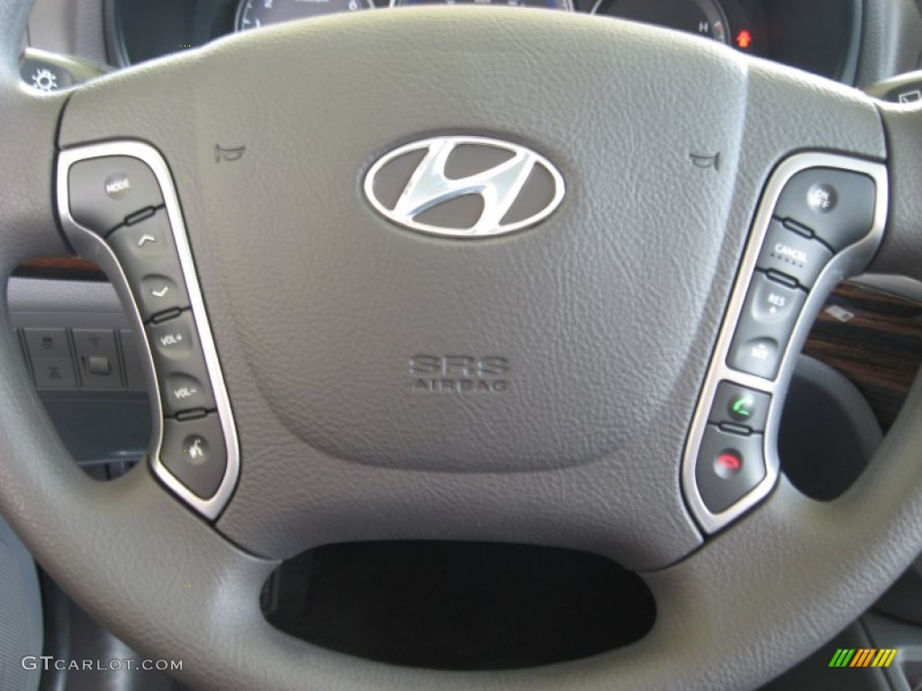 2012 Hyundai Santa Fe GLS AWD Controls Photo #52922995