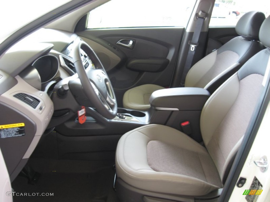 Taupe Interior 2012 Hyundai Tucson GLS Photo #52923202
