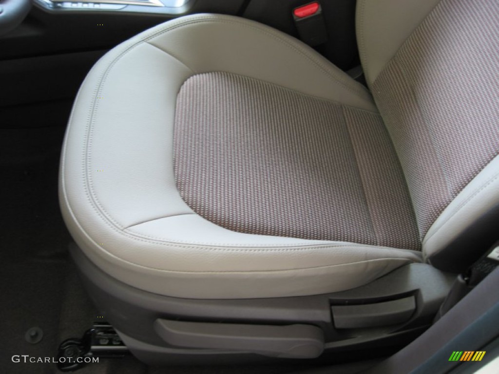 Taupe Interior 2012 Hyundai Tucson GLS Photo #52923211