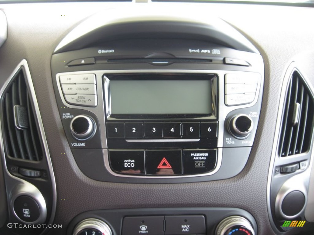 2012 Hyundai Tucson GLS Audio System Photo #52923364