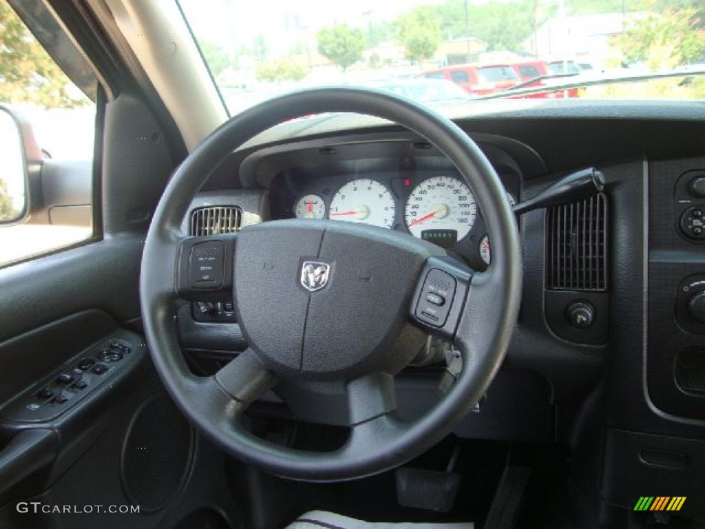 2004 Ram 1500 SLT Quad Cab 4x4 - Deep Molten Red Pearl / Dark Slate Gray photo #24