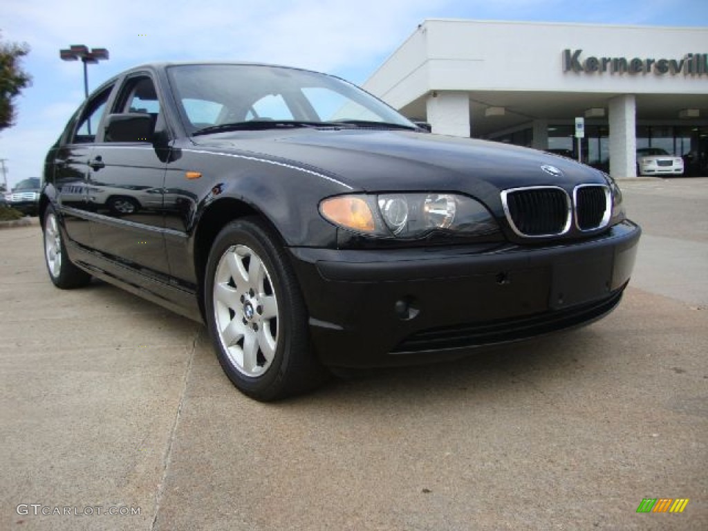 2004 3 Series 325xi Sedan - Jet Black / Black photo #1