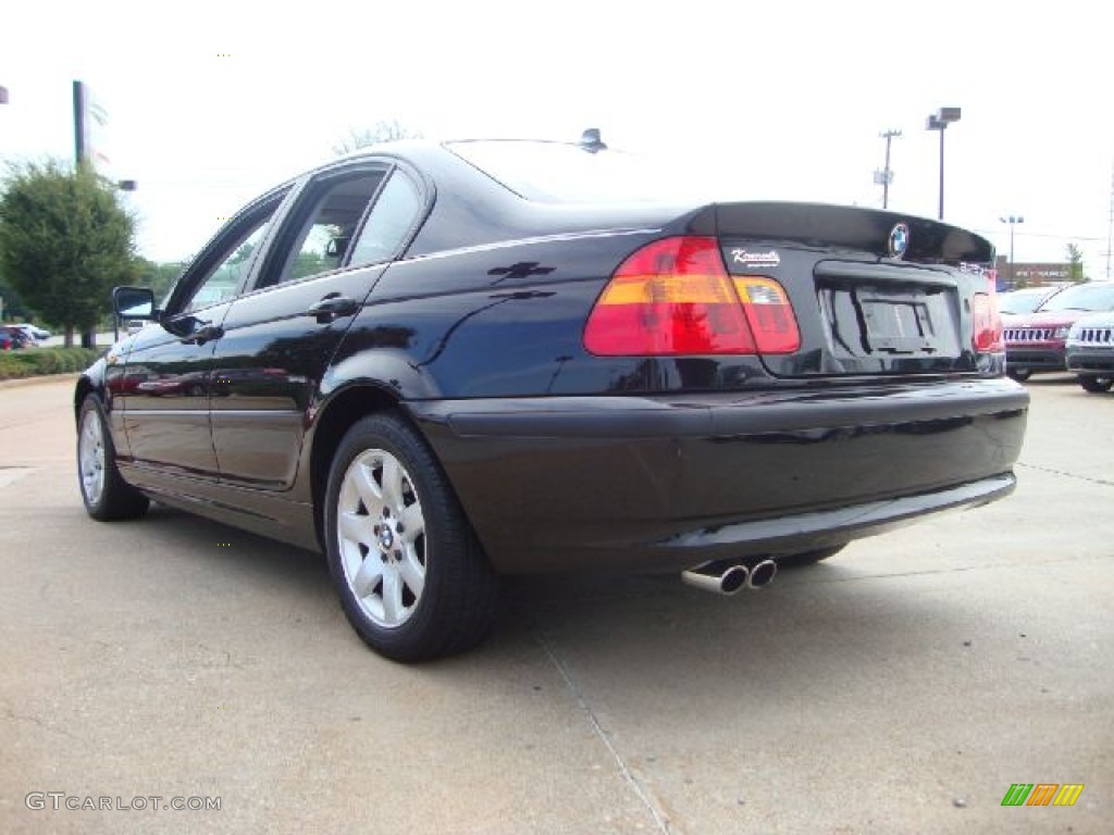 2004 3 Series 325xi Sedan - Jet Black / Black photo #5