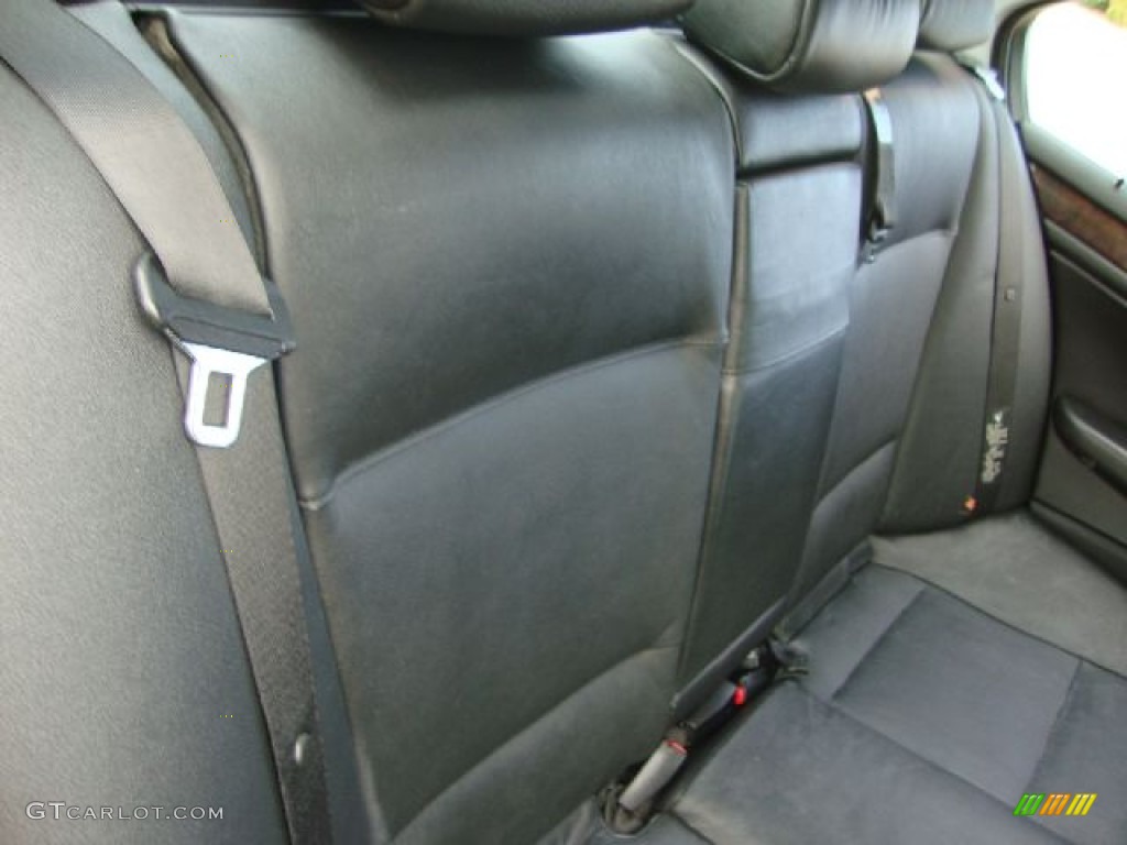 2004 3 Series 325xi Sedan - Jet Black / Black photo #14