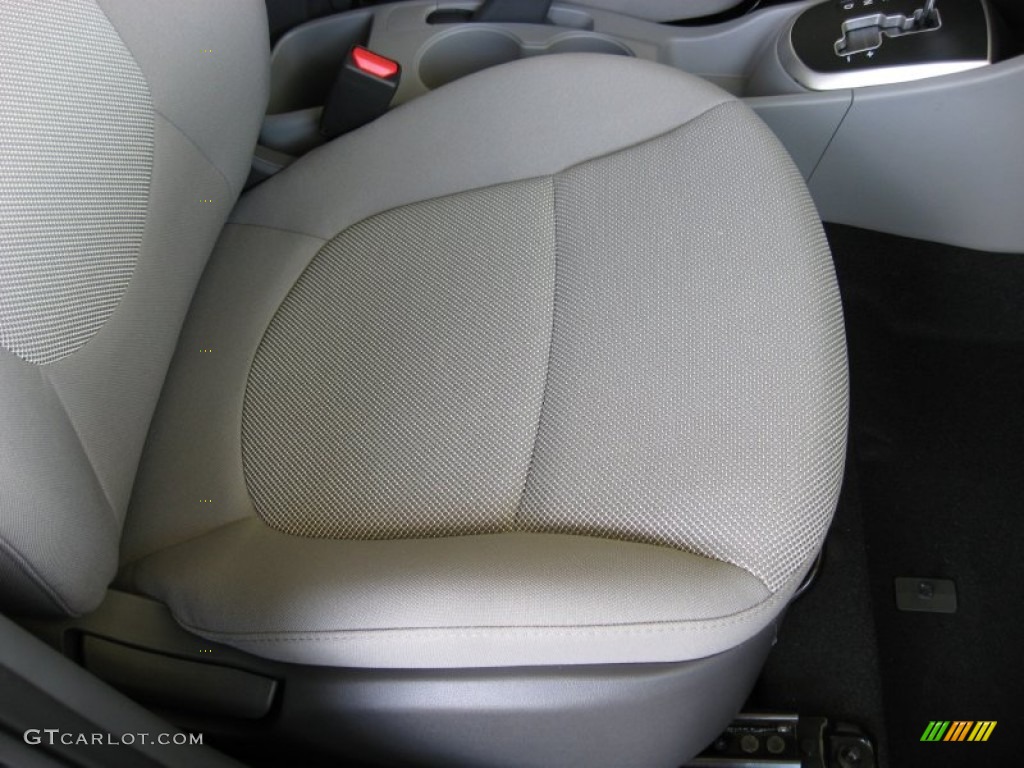 Gray Interior 2012 Hyundai Accent GS 5 Door Photo #52925410
