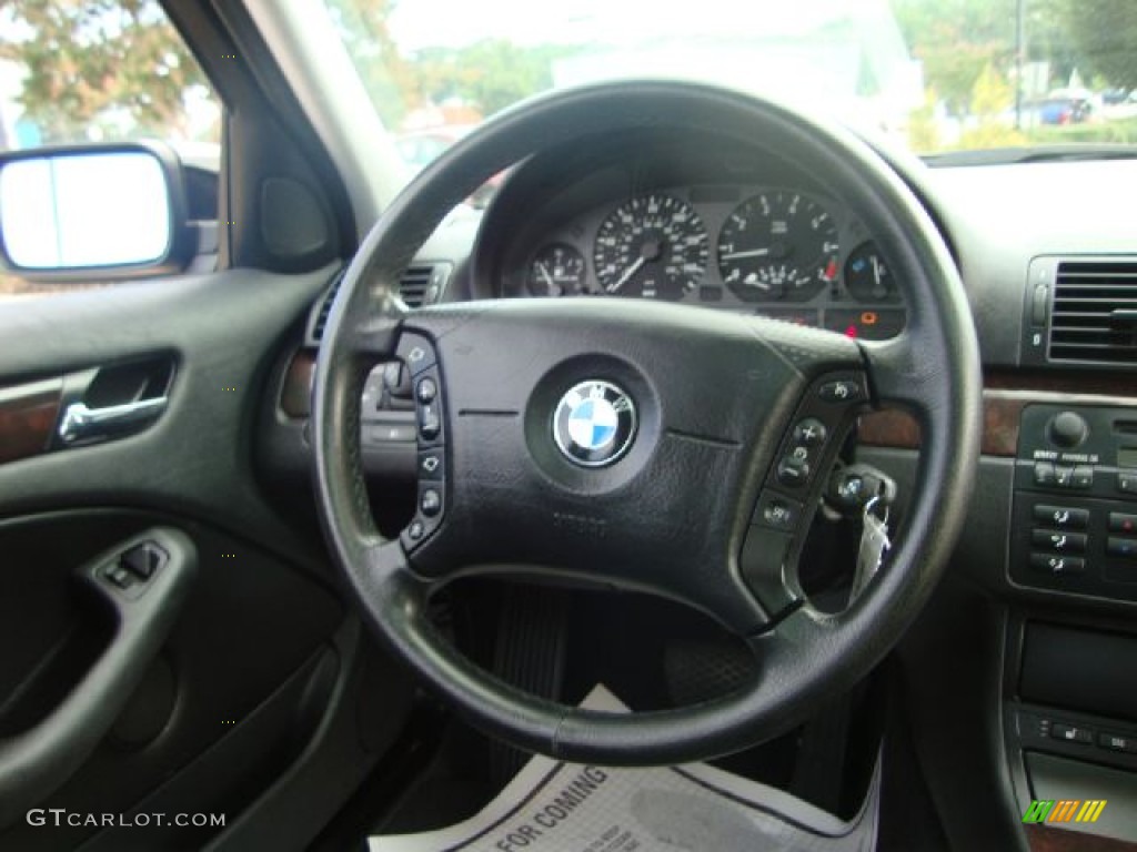 2004 3 Series 325xi Sedan - Jet Black / Black photo #24
