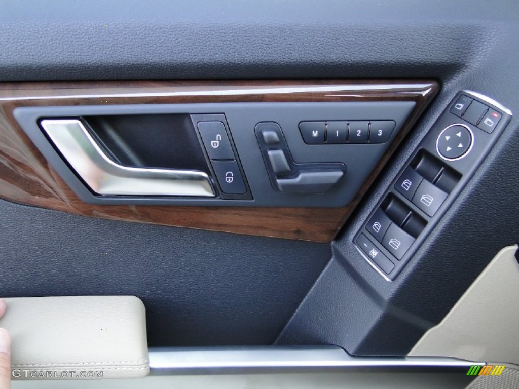 2012 Mercedes-Benz GLK 350 4Matic Controls Photo #52928613