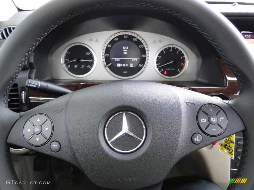 2012 Mercedes-Benz GLK 350 4Matic Steering Wheel Photos