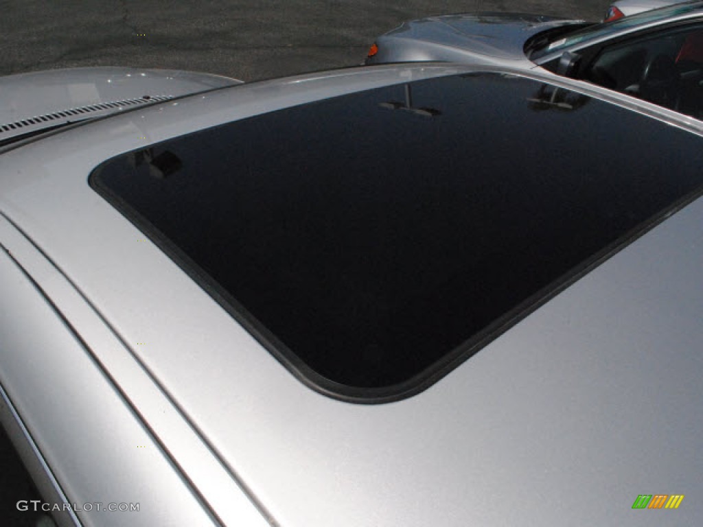 2005 3 Series 330i Coupe - Titanium Silver Metallic / Black photo #12