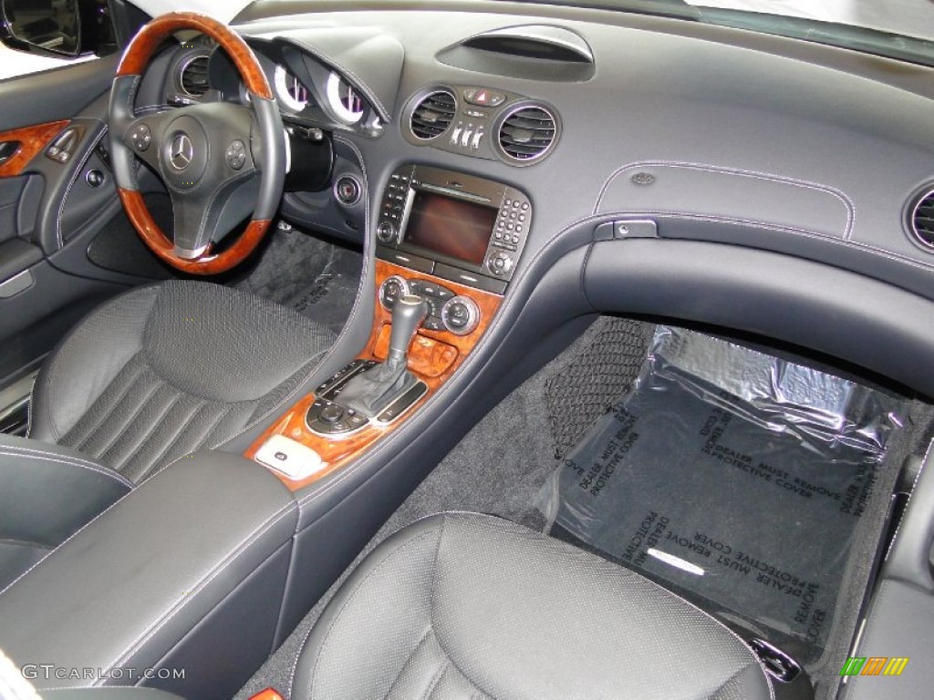2011 Mercedes-Benz SL 550 Roadster Black Dashboard Photo #52929423