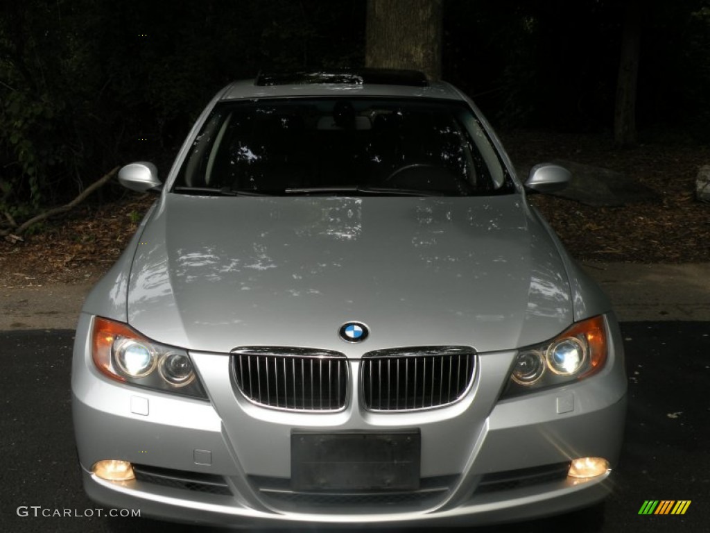 2006 3 Series 330xi Sedan - Titanium Silver Metallic / Black photo #2
