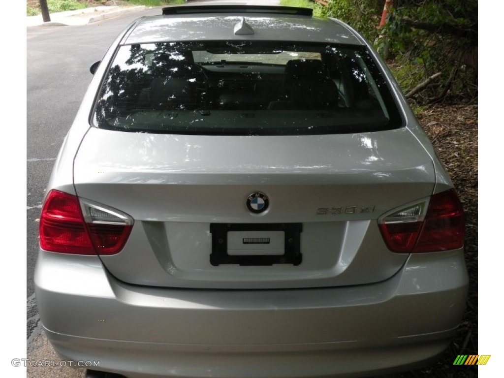 2006 3 Series 330xi Sedan - Titanium Silver Metallic / Black photo #12