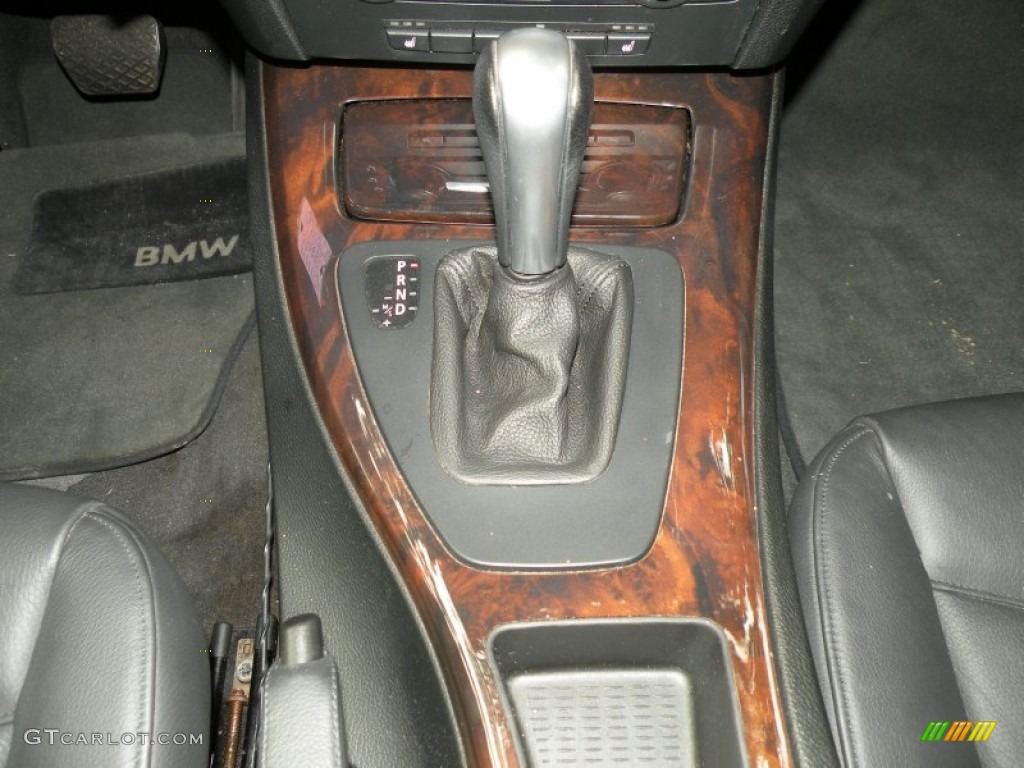 2006 3 Series 330xi Sedan - Titanium Silver Metallic / Black photo #39
