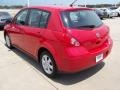 Red Alert - Versa 1.8 SL Hatchback Photo No. 2