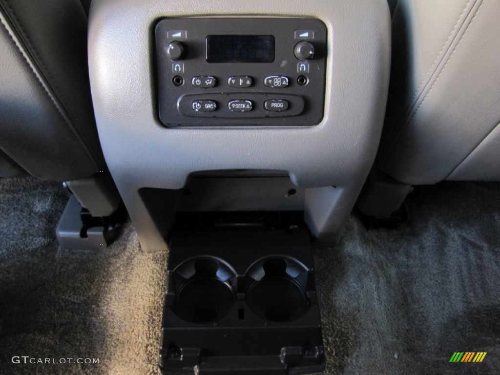 2003 Suburban 1500 LT 4x4 - Light Pewter Metallic / Gray/Dark Charcoal photo #22