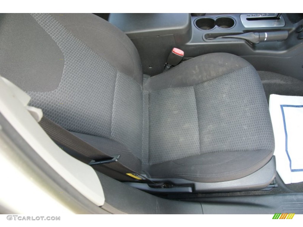 2006 G6 Sedan - Ivory White / Ebony photo #16