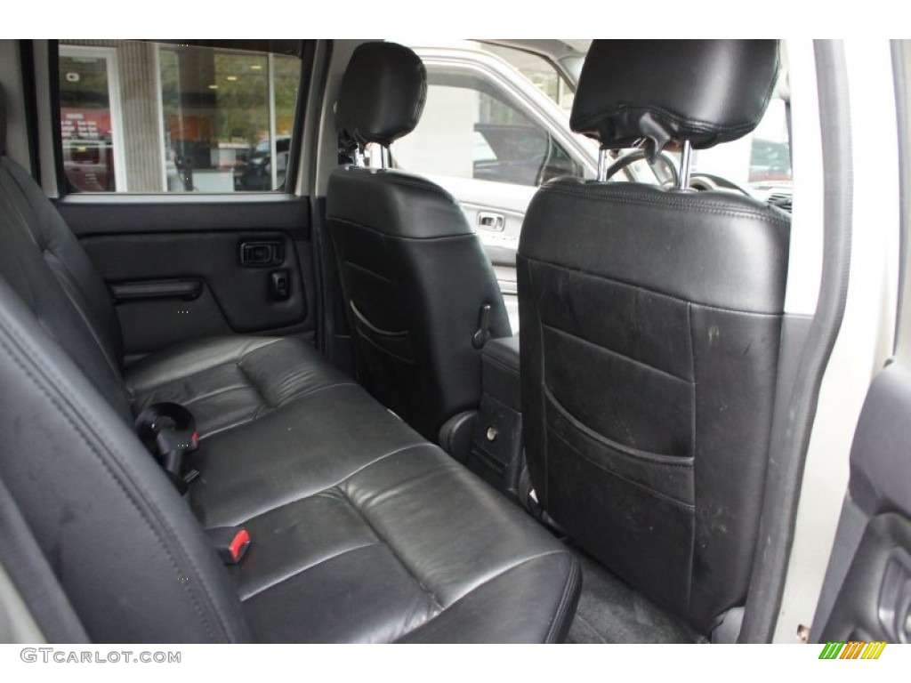 Black Interior 2003 Nissan Frontier SC V6 Crew Cab 4x4 Photo #52942050