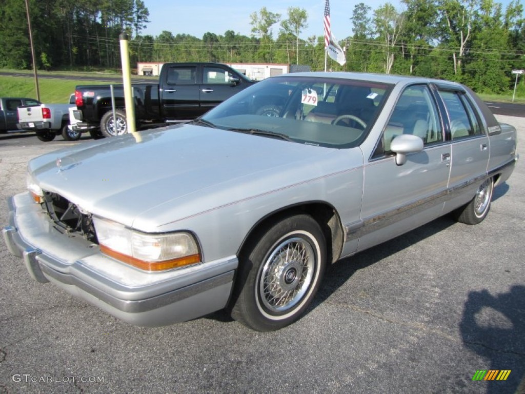 Silver Metallic 1992 Buick Roadmaster Limited Exterior Photo #52942491