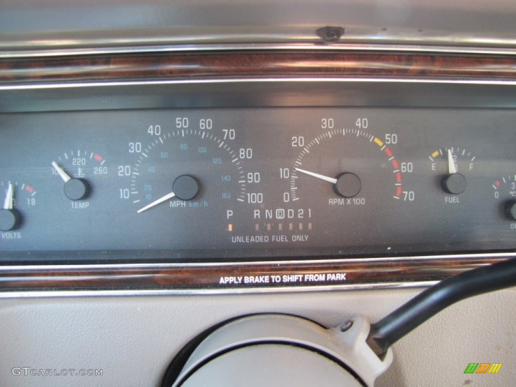 1992 Buick Roadmaster Limited Gauges Photo #52942602