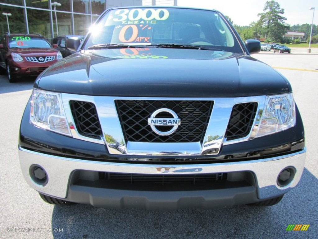 2011 Frontier SV V6 King Cab - Super Black / Graphite photo #8